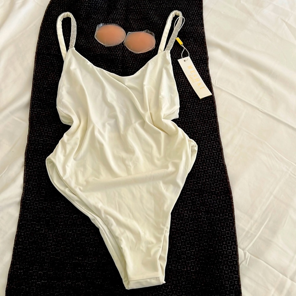 One piece bathing suit